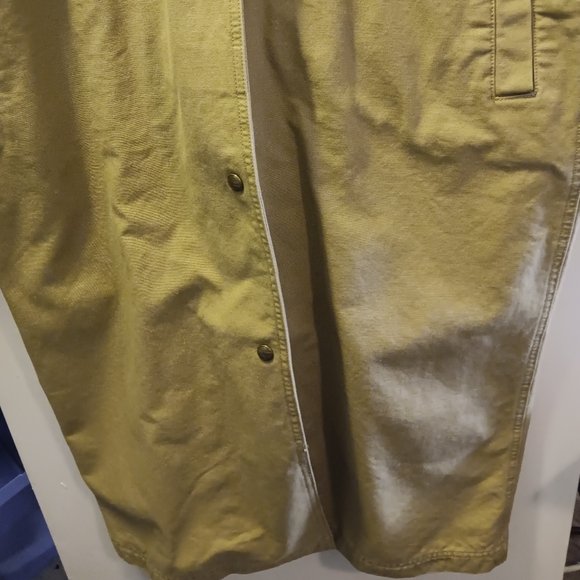 L.L. Bean Long Women's Olive Barn Trench Coat Size Med Pet. - Picture 3 of 10